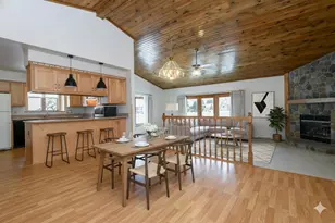 W180N9890 Riversbend Circle, Germantown, WI 53022 - Photo 11