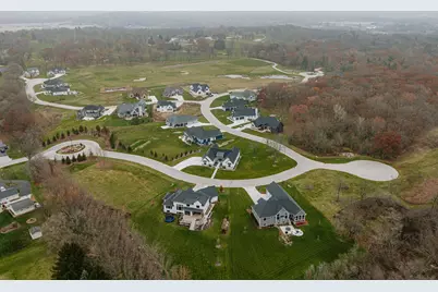 W275S3617  Payne Stewart Ct, Waukesha, WI 53189 - Photo 13