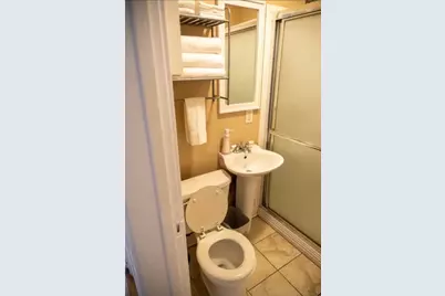 5171 N Elkhart Ave #3, Whitefish Bay, WI 53217 - Photo 5