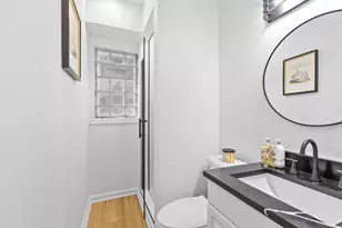 1229 W Olive St, Milwaukee, WI 53209 - Photo 15