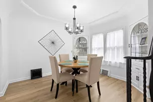 1229 W Olive St, Milwaukee, WI 53209 - Photo 5