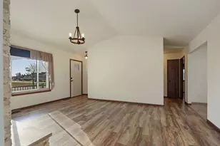 1511 Birchwood St, Delavan, WI 53115 - Photo 5