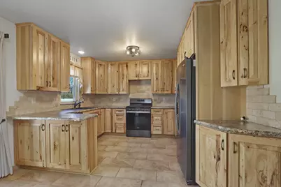 1511  Birchwood St, Delavan, WI 53115 - Photo 7