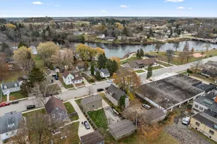 1021 13th Ave, Grafton, WI 53024 - Photo 43