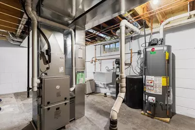 1021  13th Ave, Grafton, WI 53024 - Photo 33