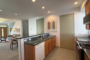 1923 N Pierce St, Milwaukee, WI 53212 - Photo 19