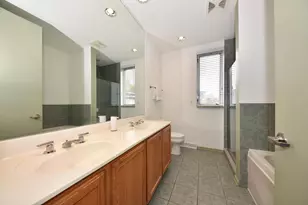 1923 N Pierce St, Milwaukee, WI 53212 - Photo 25