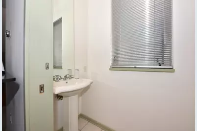 1923 N Pierce St, Milwaukee, WI 53212 - Photo 19