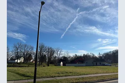 525  Dewitt St, Sparta, WI 54656 - Photo 5