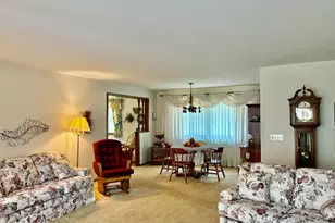 3629 Monroe St, Two Rivers, WI 54241 - Photo 5