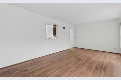 449  Lewis St, Burlington, WI 53105 - Photo 3