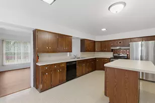 449 Lewis St, Burlington, WI 53105 - Photo 7