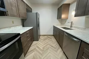 615 Michigan Ave, Sheboygan, WI 53081 - Photo 13