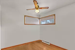 6606 W Dodge Pl, Milwaukee, WI 53220 - Photo 19