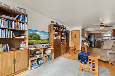 6606 W Dodge Pl, Milwaukee, WI 53220 - Photo 7