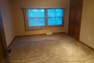 1577 E Gate Dr, Watertown, WI 53094 - Photo 11