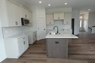 1343 Periwinkle Pass, Oconomowoc, WI 53066 - Photo 15