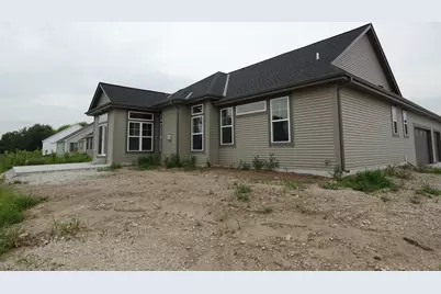 1343  Periwinkle Pass, Oconomowoc, WI 53066 - Photo 3