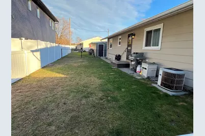 2734  33rd St, Two Rivers, WI 54241 - Photo 27