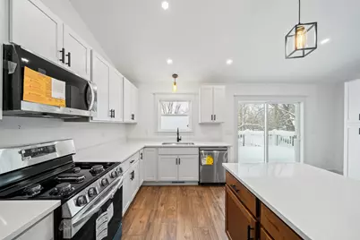 W3813  Magnolia Dr, Geneva, WI 53147 - Photo 7