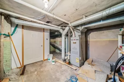 614 N 6th St, Sheboygan, WI 53081 - Photo 31