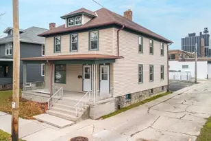 614 N 6th St, Sheboygan, WI 53081 - Photo 21