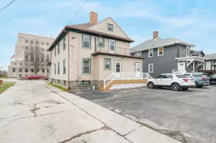 614 N 6th St, Sheboygan, WI 53081 - Photo 35