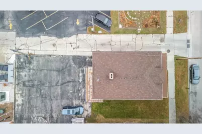 614 N 6th St, Sheboygan, WI 53081 - Photo 25