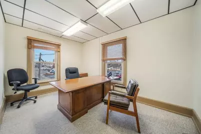 614 N 6th St, Sheboygan, WI 53081 - Photo 3