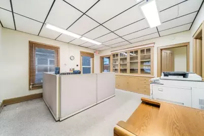 614 N 6th St, Sheboygan, WI 53081 - Photo 17