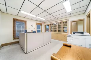 614 N 6th St, Sheboygan, WI 53081 - Photo 17