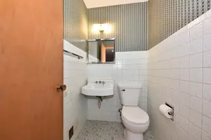 8115 W Acacia St, Milwaukee, WI 53223 - Photo 15