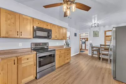3349 E Puetz Rd, Oak Creek, WI 53154 - Photo 11