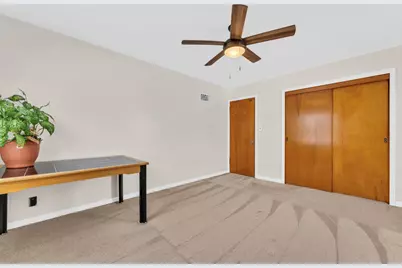 3349 E Puetz Rd, Oak Creek, WI 53154 - Photo 23