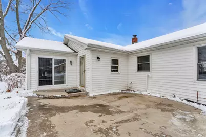 3349 E Puetz Rd, Oak Creek, WI 53154 - Photo 37