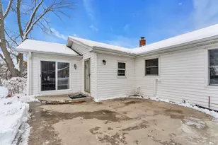 3349 E Puetz Rd, Oak Creek, WI 53154 - Photo 37