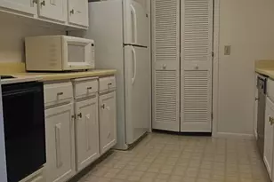 151 N University Dr, West Bend, WI 53095 - Photo 5