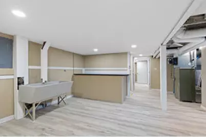 6234 N 105th St, Milwaukee, WI 53225 - Photo 7