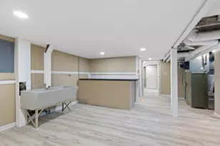 6234 N 105th St, Milwaukee, WI 53225 - Photo 7