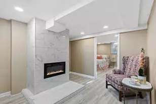 6234 N 105th St, Milwaukee, WI 53225 - Photo 9