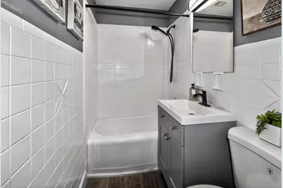 2220 W Neil Pl, Milwaukee, WI 53209 - Photo 11