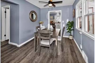 2220 W Neil Pl, Milwaukee, WI 53209 - Photo 9