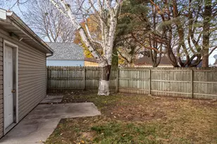 1101 Nagle Ave, Manitowoc, WI 54220 - Photo 5