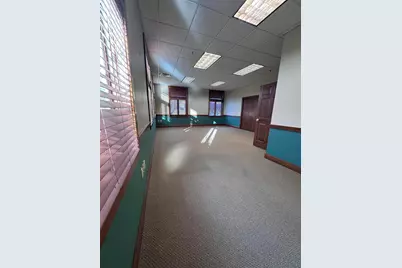 500  Commercial Ct #100, Lake Geneva, WI 53147 - Photo 7