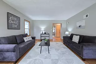 4487 N 21st St, Milwaukee, WI 53209 - Photo 11