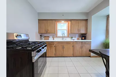 4487 N 21st St, Milwaukee, WI 53209 - Photo 3