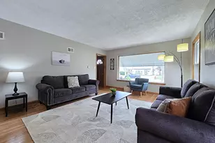 4487 N 21st St, Milwaukee, WI 53209 - Photo 9