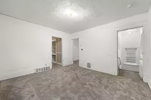 2833 N 18th St, Milwaukee, WI 53206 - Photo 17