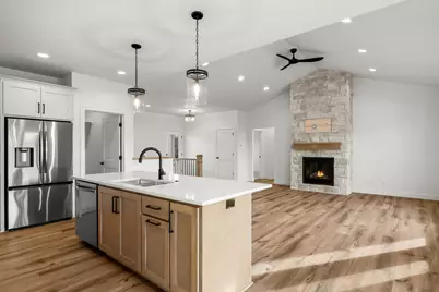 4313  Deerbrook Ln, Manitowoc, WI 54220 - Photo 11