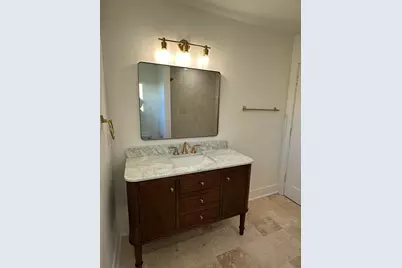 1800 E Hillcrest Ave, Milwaukee, WI 53207 - Photo 19